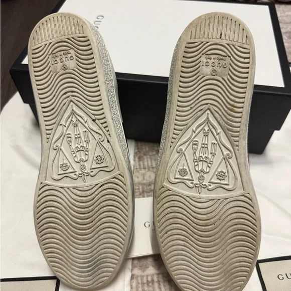 Gucci White Sneakers with Green and Red Stripes - Picture 5 of 6